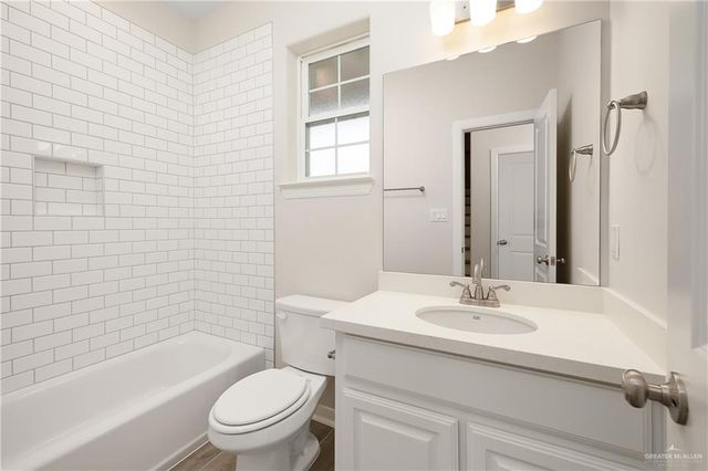 6600 Anaqua Loop, Mcallen, TX 78504