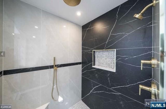 520B 6th Street 2, Palisades Park, NJ 07650