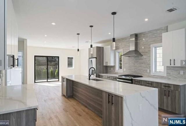 520B 6th Street 2, Palisades Park, NJ 07650