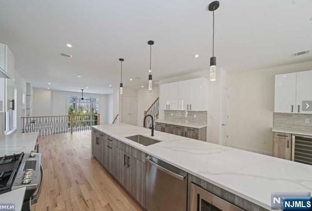 520B 6th Street 2, Palisades Park, NJ 07650