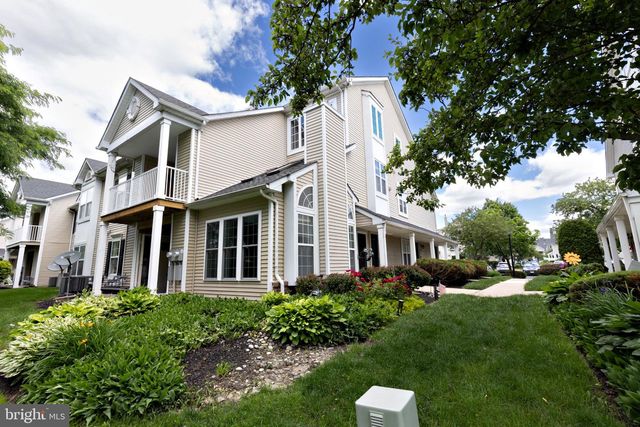3603-A SAXONY DR, Mount Laurel, NJ 08054