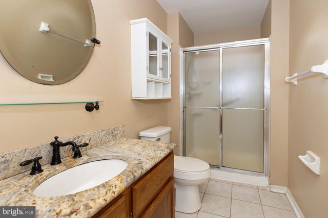 3603-A SAXONY DR, Mount Laurel, NJ 08054