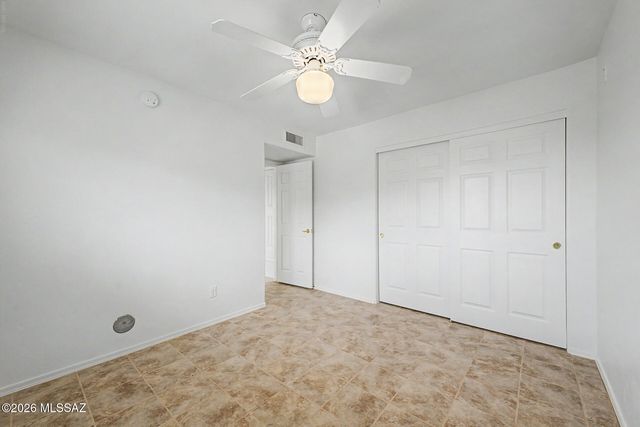 1310 E Volans Place, Oro Valley, AZ 85737