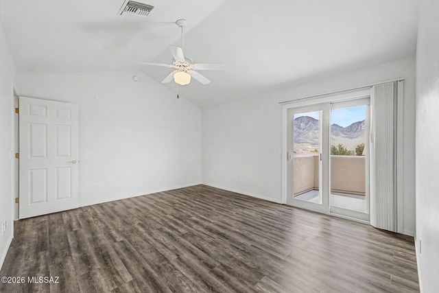 1310 E Volans Place, Oro Valley, AZ 85737