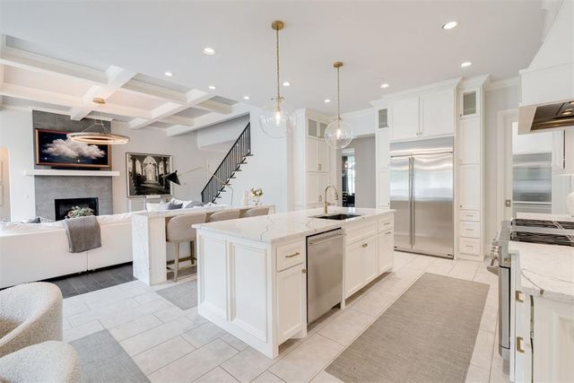 2620 Berry Farm Road, Norman, OK 73072