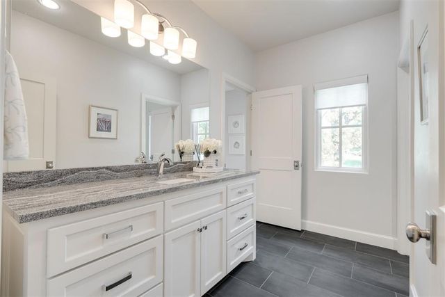 2620 Berry Farm Road, Norman, OK 73072