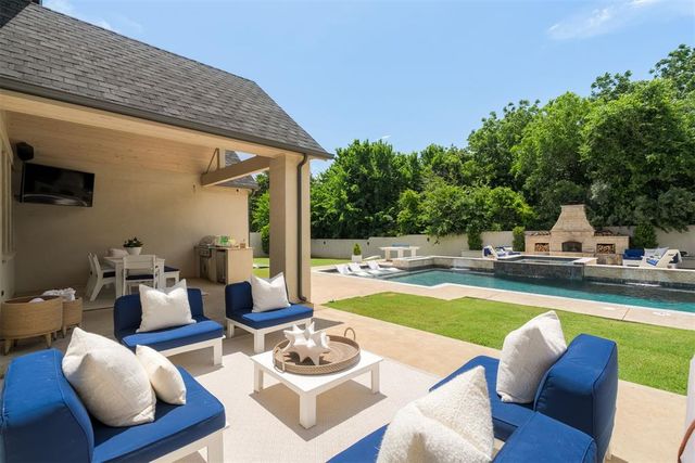 2620 Berry Farm Road, Norman, OK 73072