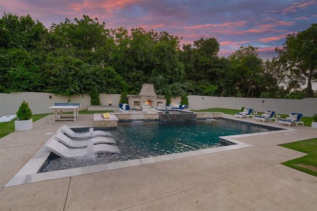 2620 Berry Farm Road, Norman, OK 73072