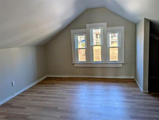 501 W 8TH Street, Davenport, IA 52803