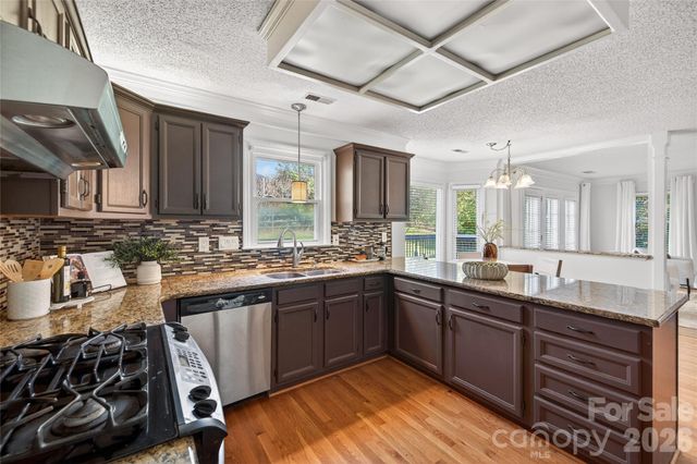 10807 Summitt Tree Court, Charlotte, NC 28277