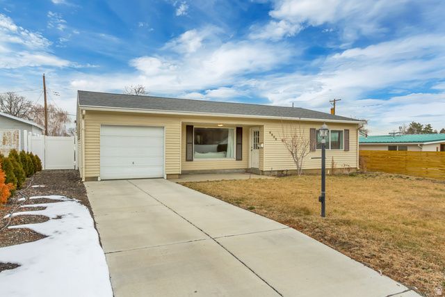6852 S MEADOW DR, Cottonwood Heights, UT 84121