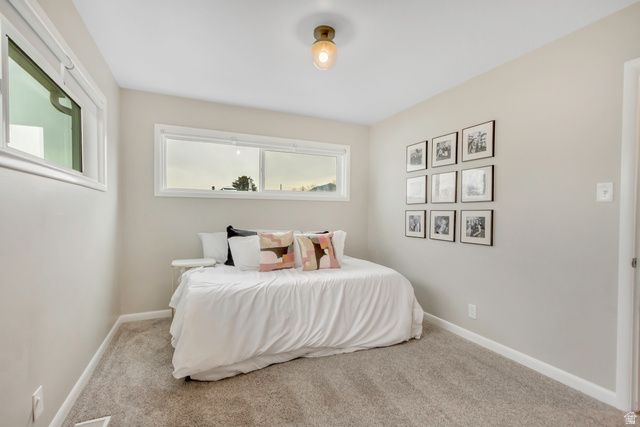 6852 S MEADOW DR, Cottonwood Heights, UT 84121