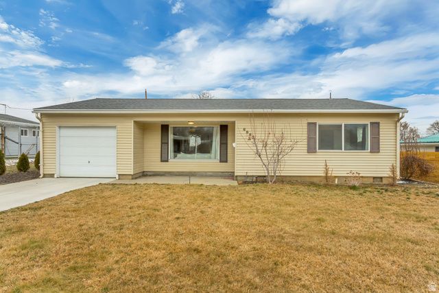 6852 S MEADOW DR, Cottonwood Heights, UT 84121