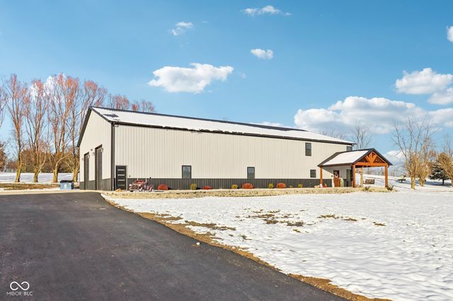 5500 E Rocklane Road, Greenwood, IN 46143