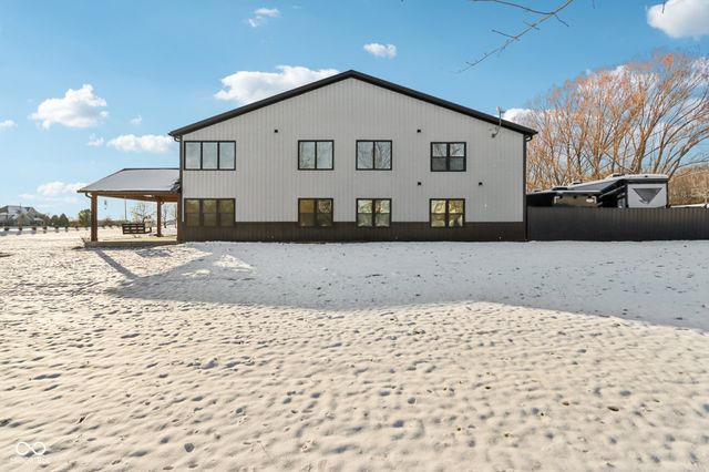 5500 E Rocklane Road, Greenwood, IN 46143