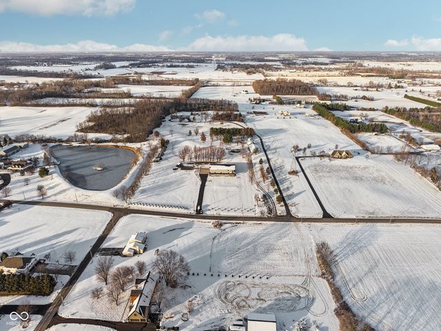 5500 E Rocklane Road, Greenwood, IN 46143