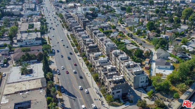 13107 W Lumina Way, Van Nuys (los Angeles), CA 91401