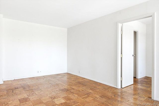 70-25 Yellowstone Boulevard 5A, Forest Hills, NY 11375