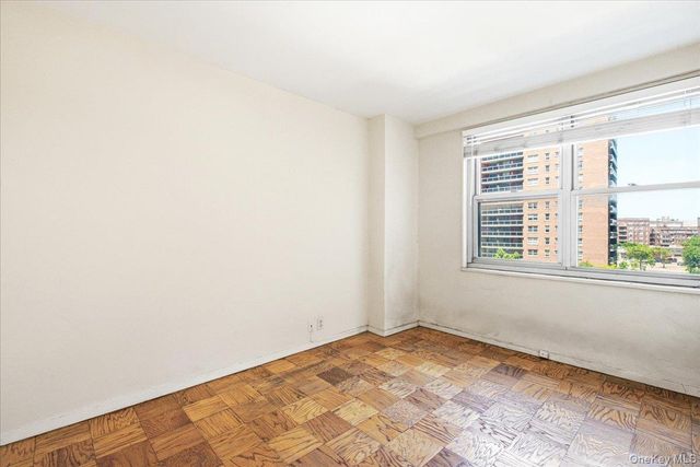 70-25 Yellowstone Boulevard 5A, Forest Hills, NY 11375
