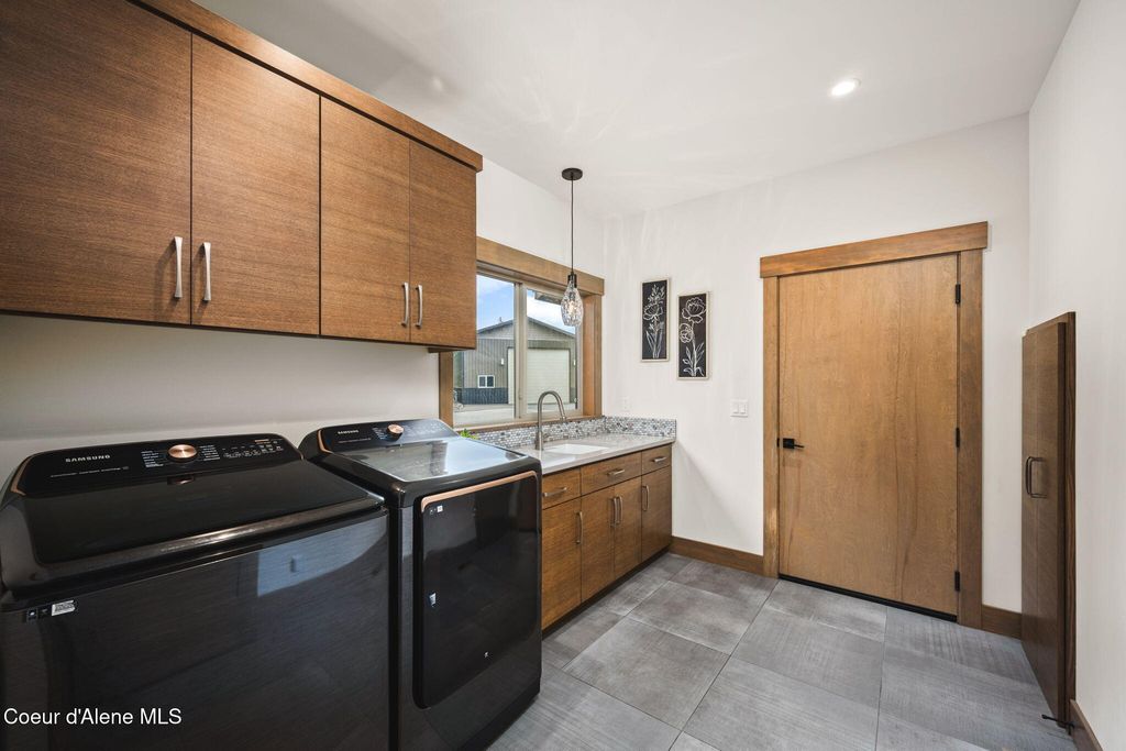 1230 E AMULET CIR, Rathdrum, ID 83858 photo 39