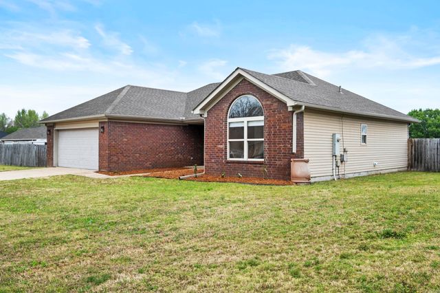 21 Chantileer, Ward, AR 72176