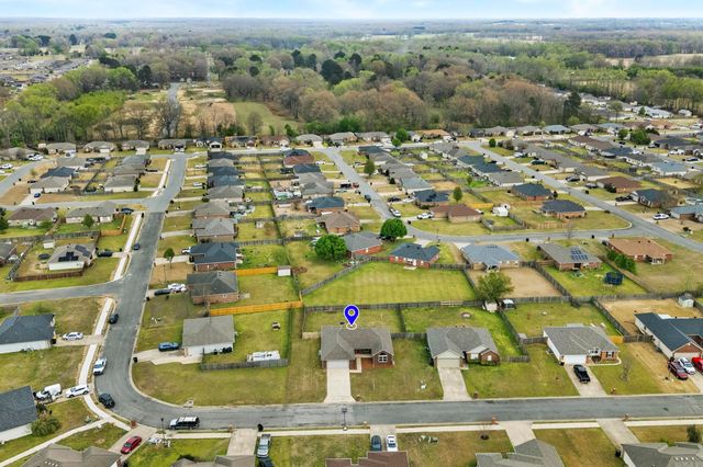 21 Chantileer, Ward, AR 72176