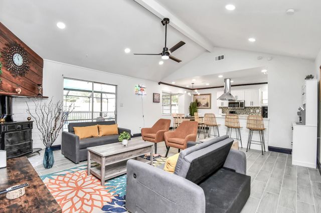 8006 Shiner Lane, Houston, TX 77072