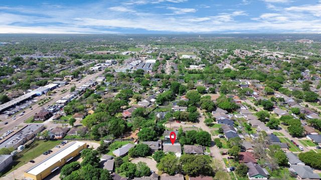8006 Shiner Lane, Houston, TX 77072
