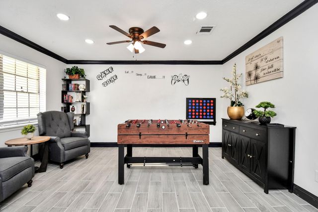 8006 Shiner Lane, Houston, TX 77072