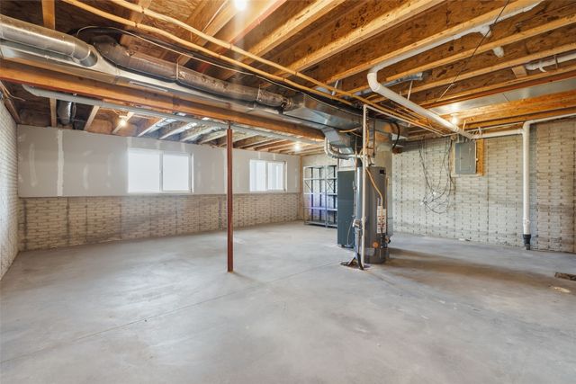 2630 6th Street, Marion, IA 52302