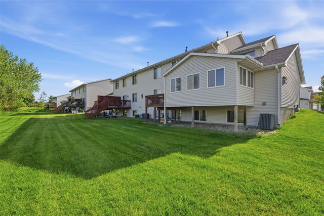 2630 6th Street, Marion, IA 52302