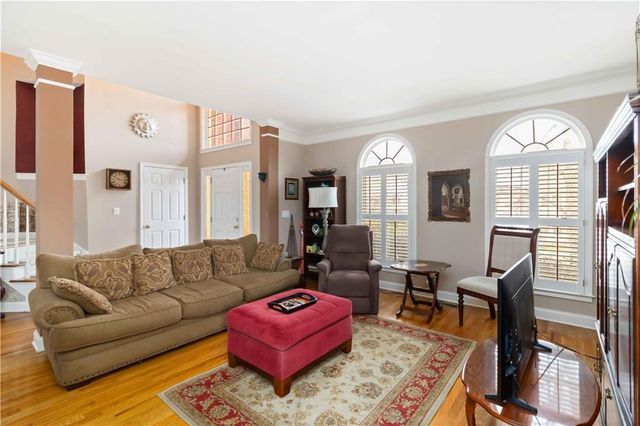 3976 Woodruff Park Way, Buford, GA 30519