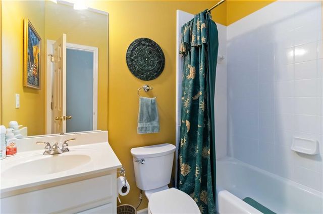 3976 Woodruff Park Way, Buford, GA 30519