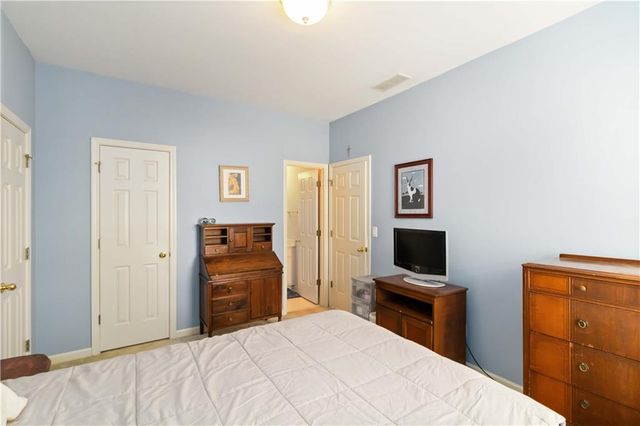 3976 Woodruff Park Way, Buford, GA 30519