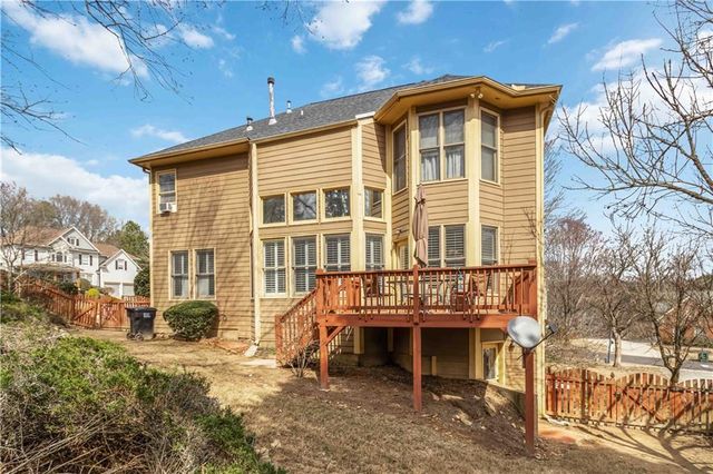 3976 Woodruff Park Way, Buford, GA 30519