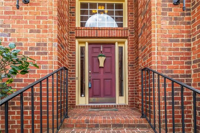 3976 Woodruff Park Way, Buford, GA 30519