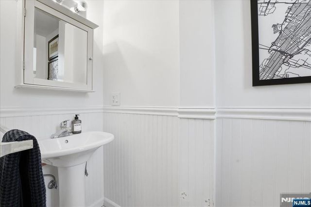 107 Kensington Avenue 204a, Jersey City, NJ 07304