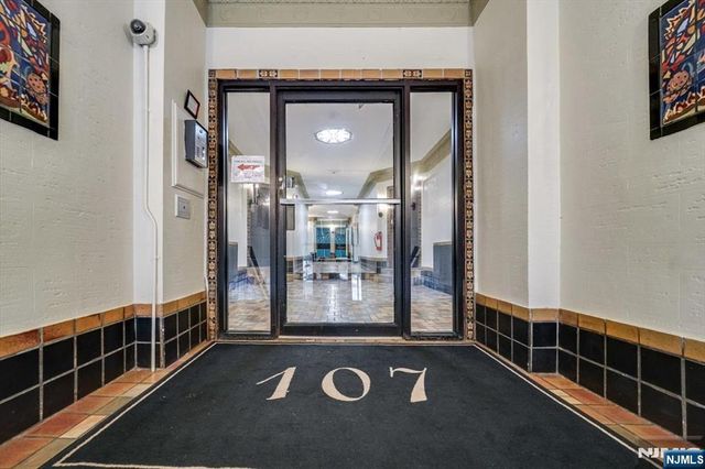 107 Kensington Avenue 204a, Jersey City, NJ 07304