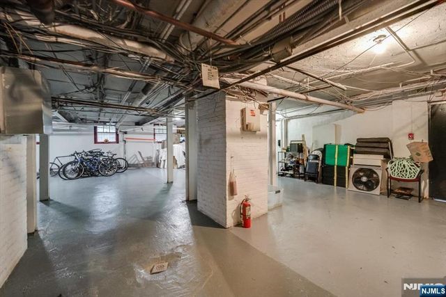 107 Kensington Avenue 204a, Jersey City, NJ 07304