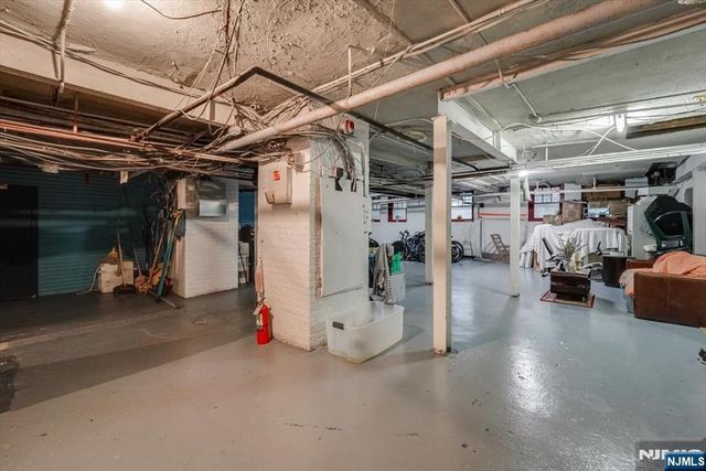 107 Kensington Avenue 204a, Jersey City, NJ 07304