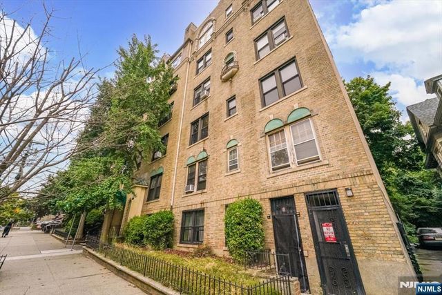 107 Kensington Avenue 204a, Jersey City, NJ 07304