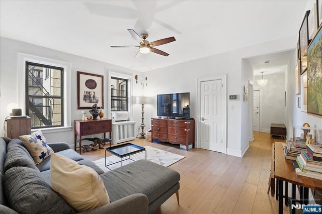 107 Kensington Avenue 204a, Jersey City, NJ 07304