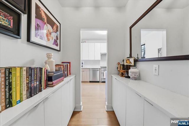 107 Kensington Avenue 204a, Jersey City, NJ 07304