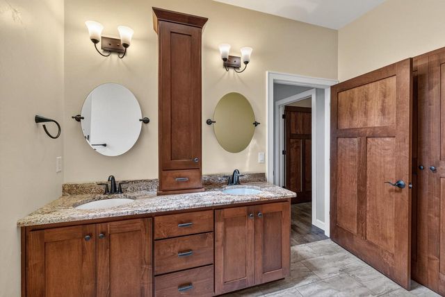 5209 Notre Dame DRIVE, Omro, WI 54963