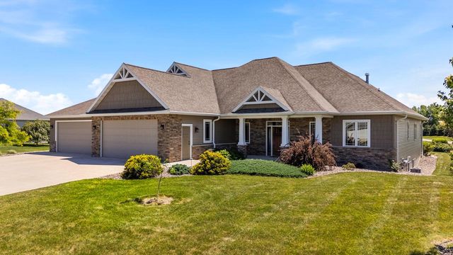 5209 Notre Dame DRIVE, Omro, WI 54963