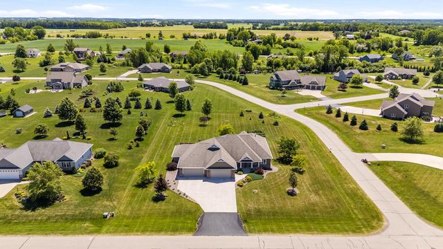 5209 Notre Dame DRIVE, Omro, WI 54963