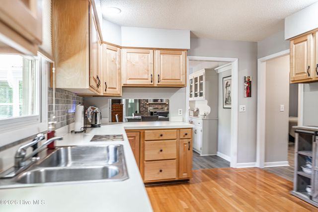 101 Swan Run Court, West End, NC 27376