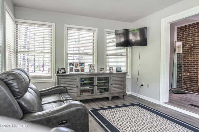 101 Swan Run Court, West End, NC 27376