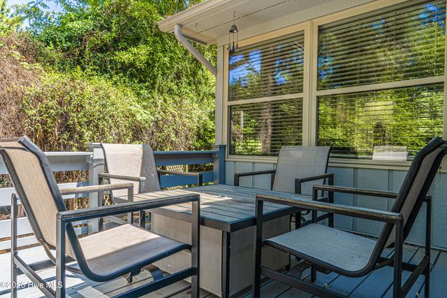 101 Swan Run Court, West End, NC 27376