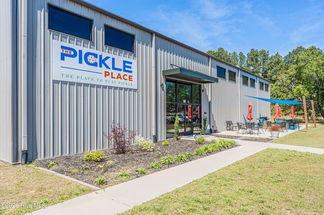 101 Swan Run Court, West End, NC 27376